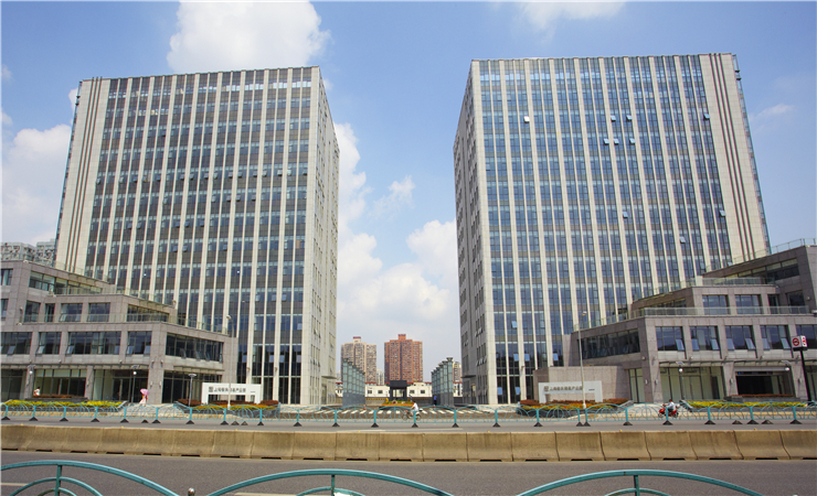 鋁型材單板使用年限有多長呢？怎樣延長其使用年限？